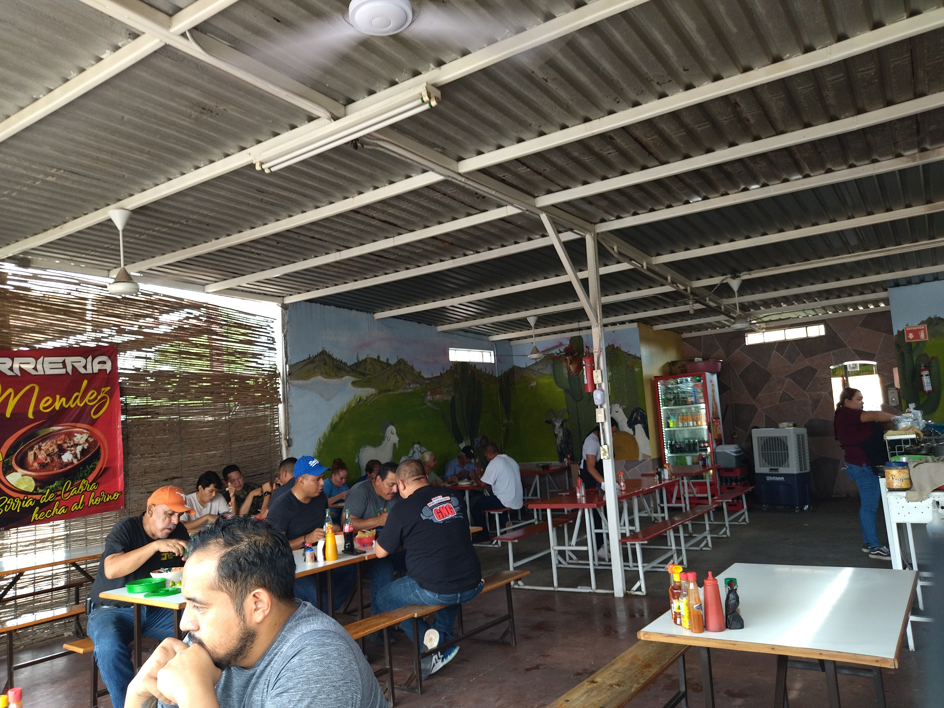 Birrieria Los Mendez image 5