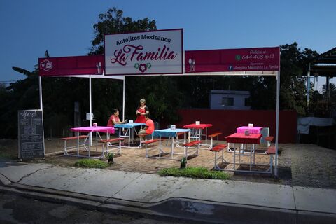 Antojitos Mexicanos La Familia image