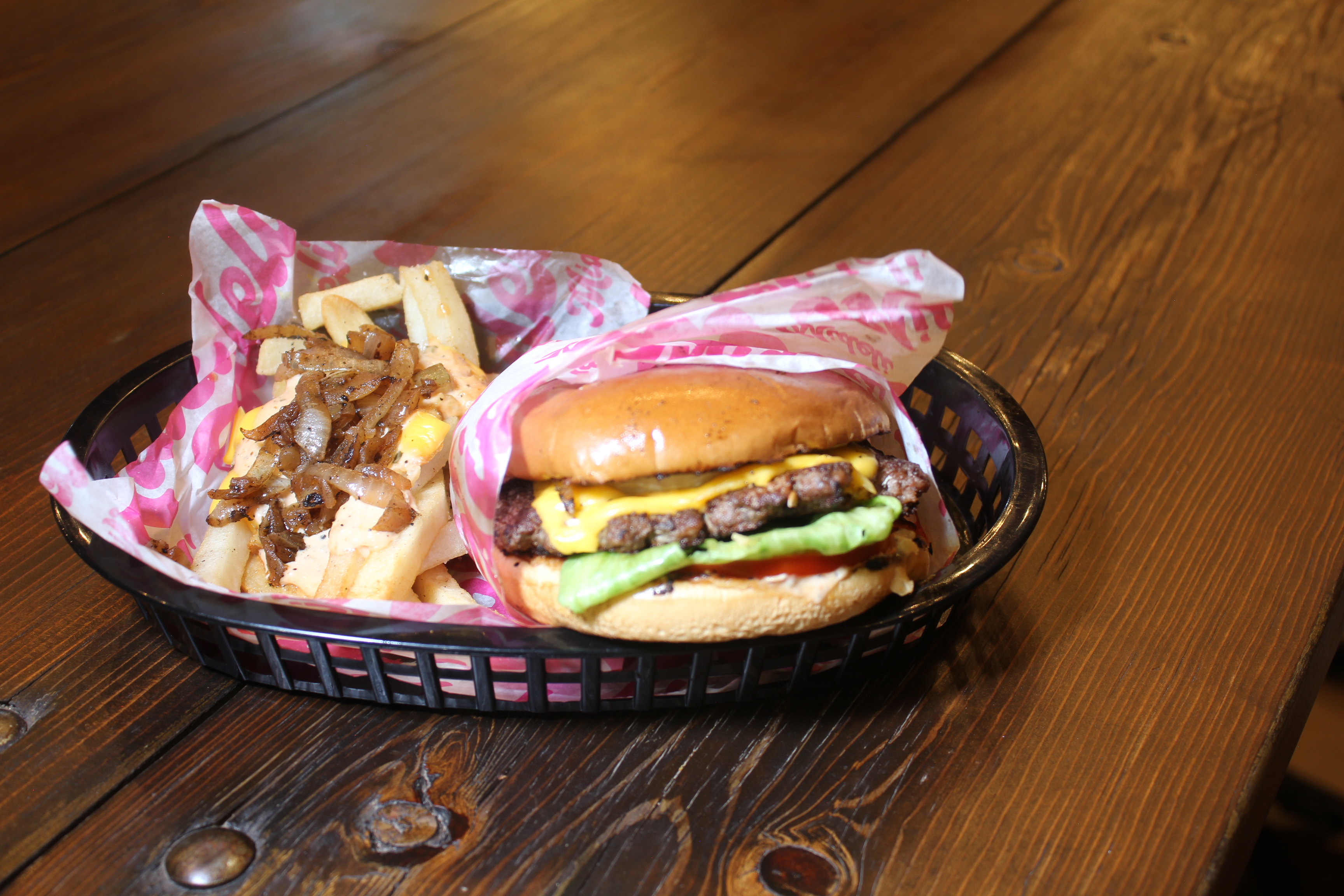 Mideliburgers image 2