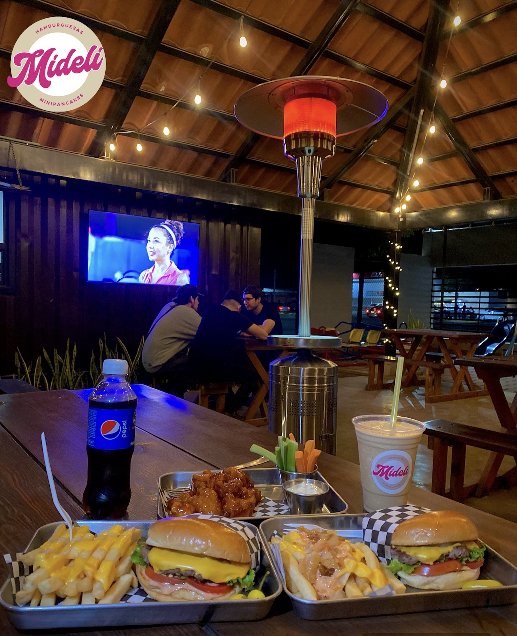 Mideliburgers image 9