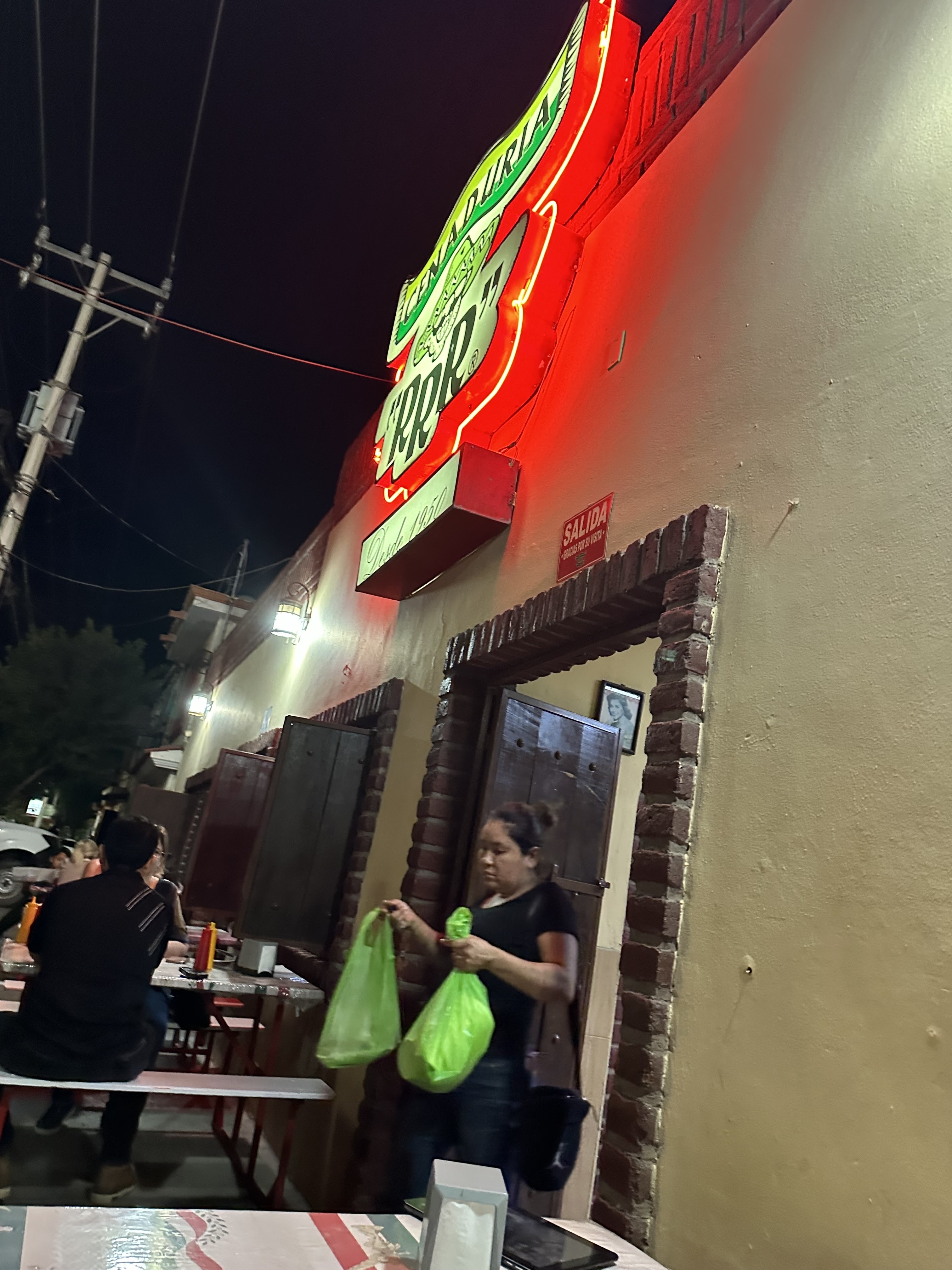 Cenaduría "RRR" image 5