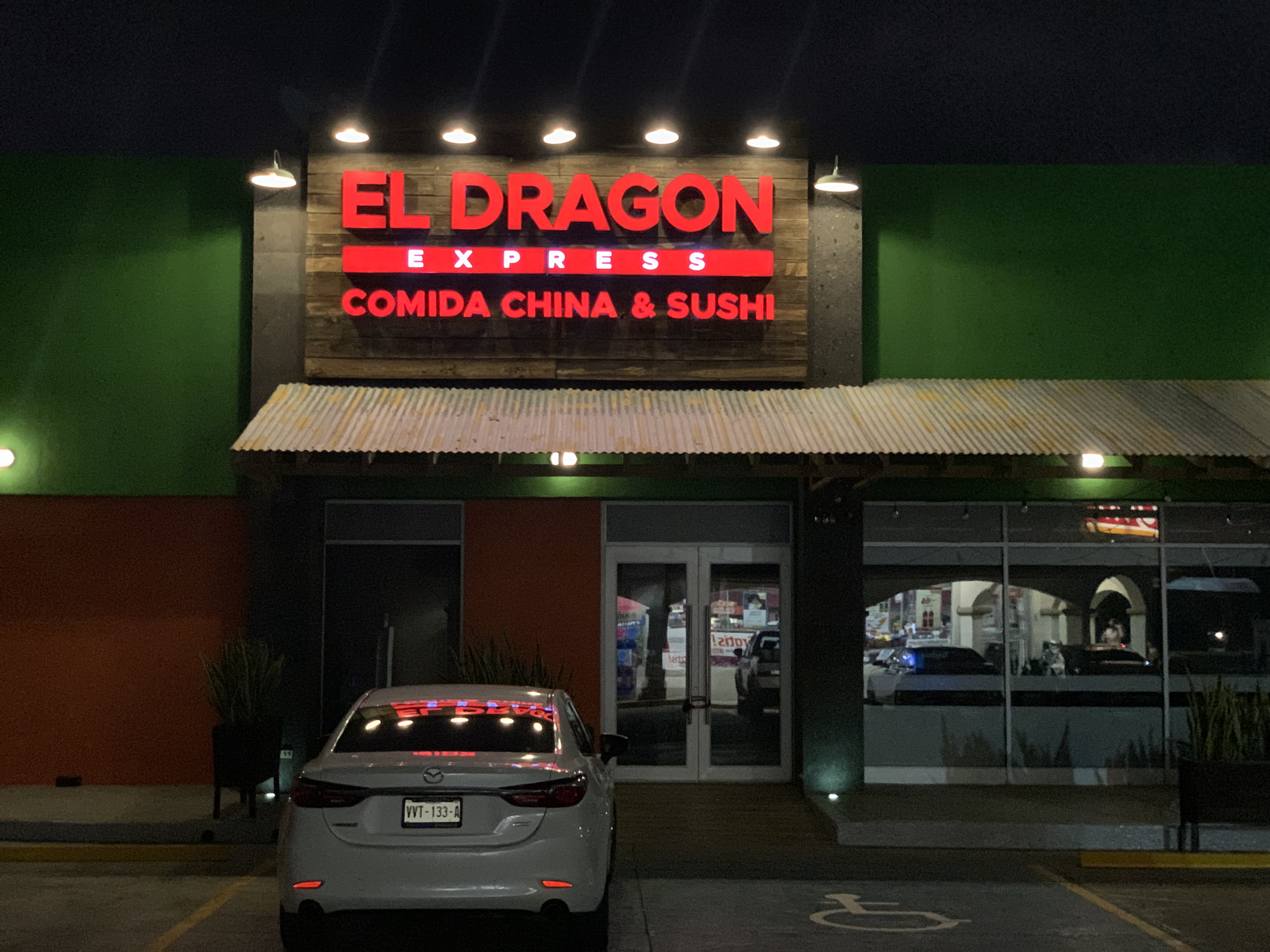 El Dragón Express image 1