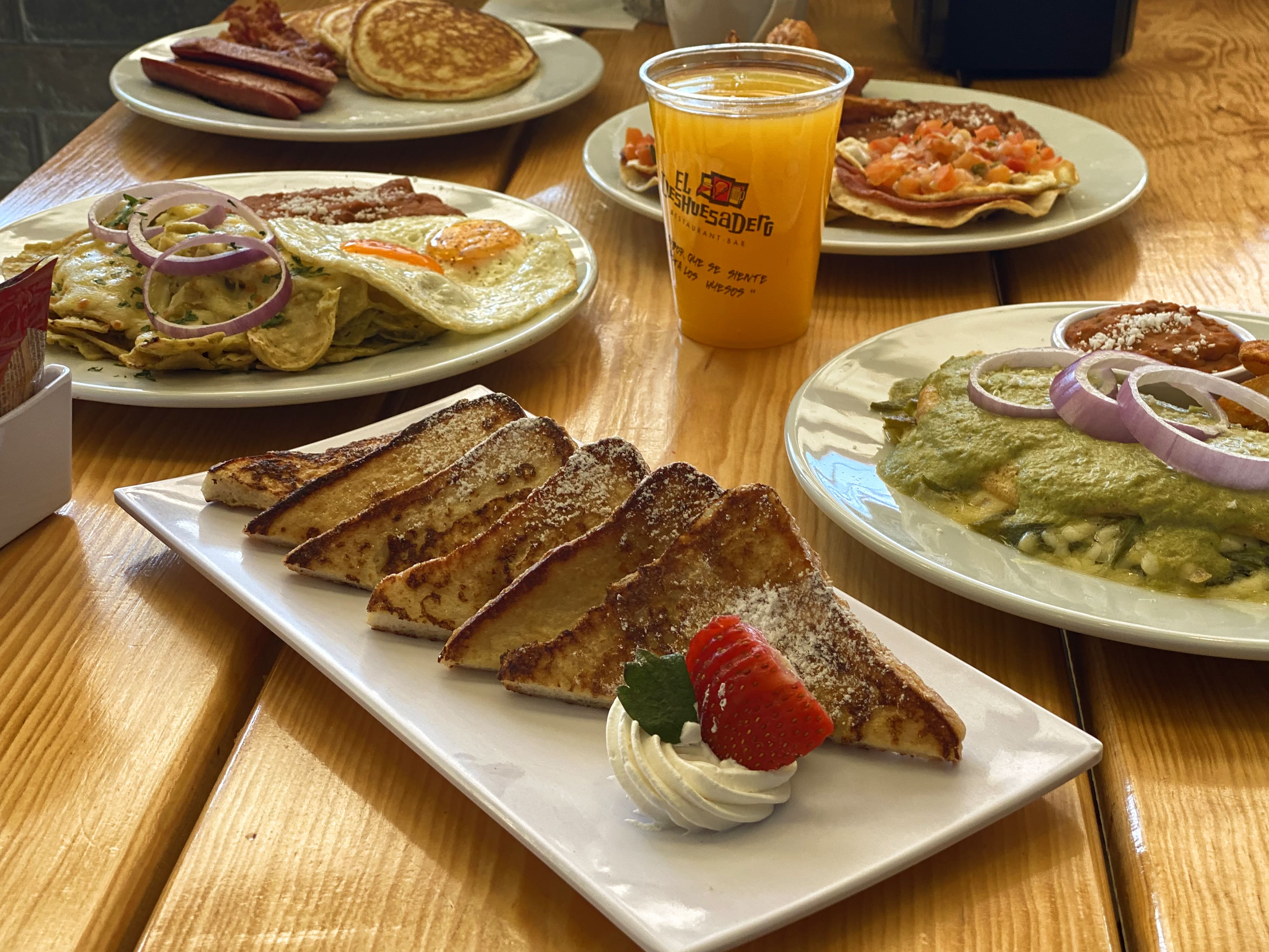 El Deshuesadero image 2