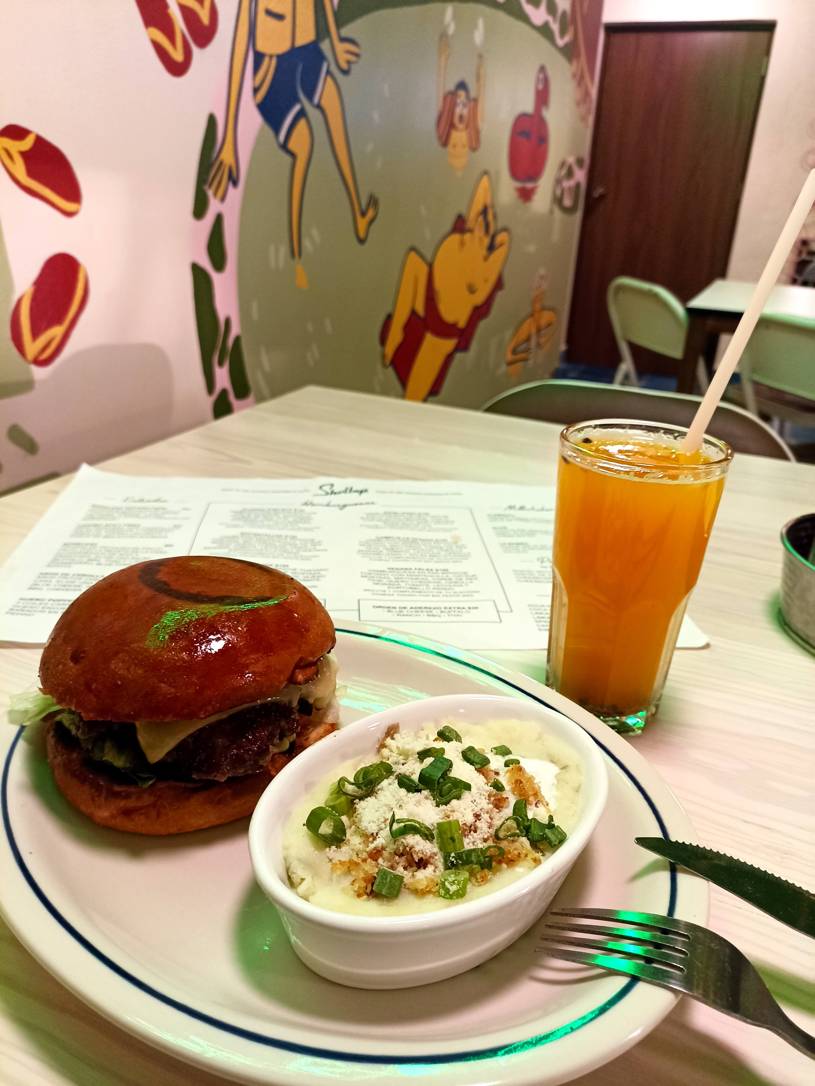 Shelby's Burger image 3