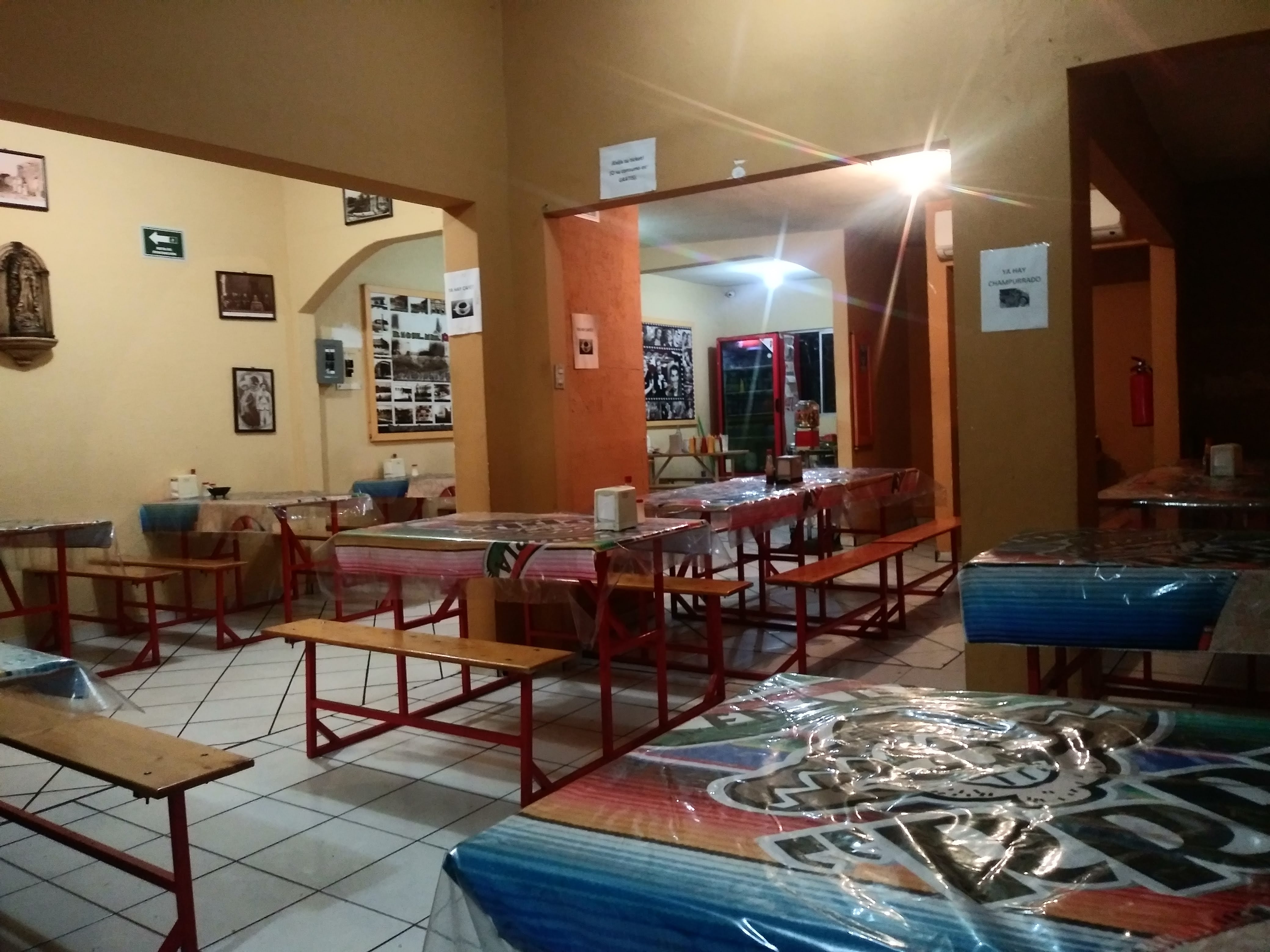 Cenaduria RRR image 1