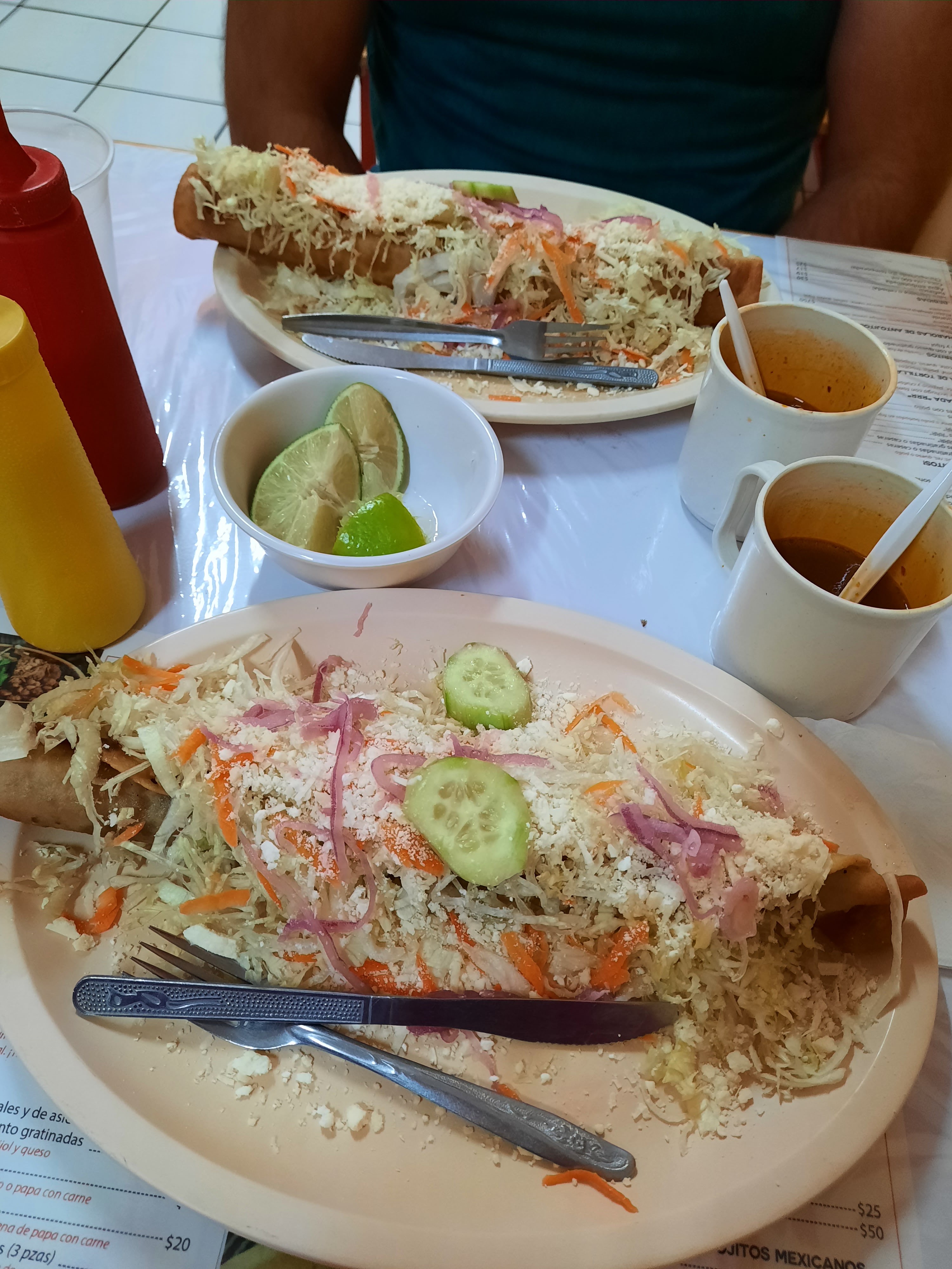 Cenaduria RRR image 2