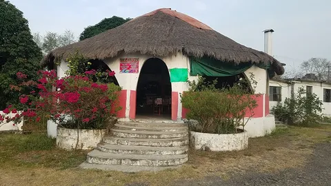 El Kiosco image 1