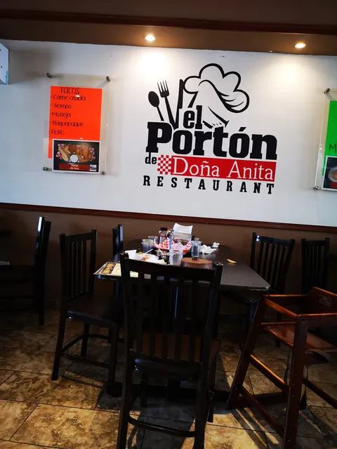 El porton image 5