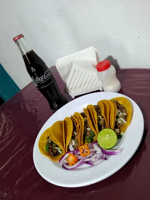 Tacos Mañaneros Juliáncito El Potrillo Y Menudo El Potro image 1