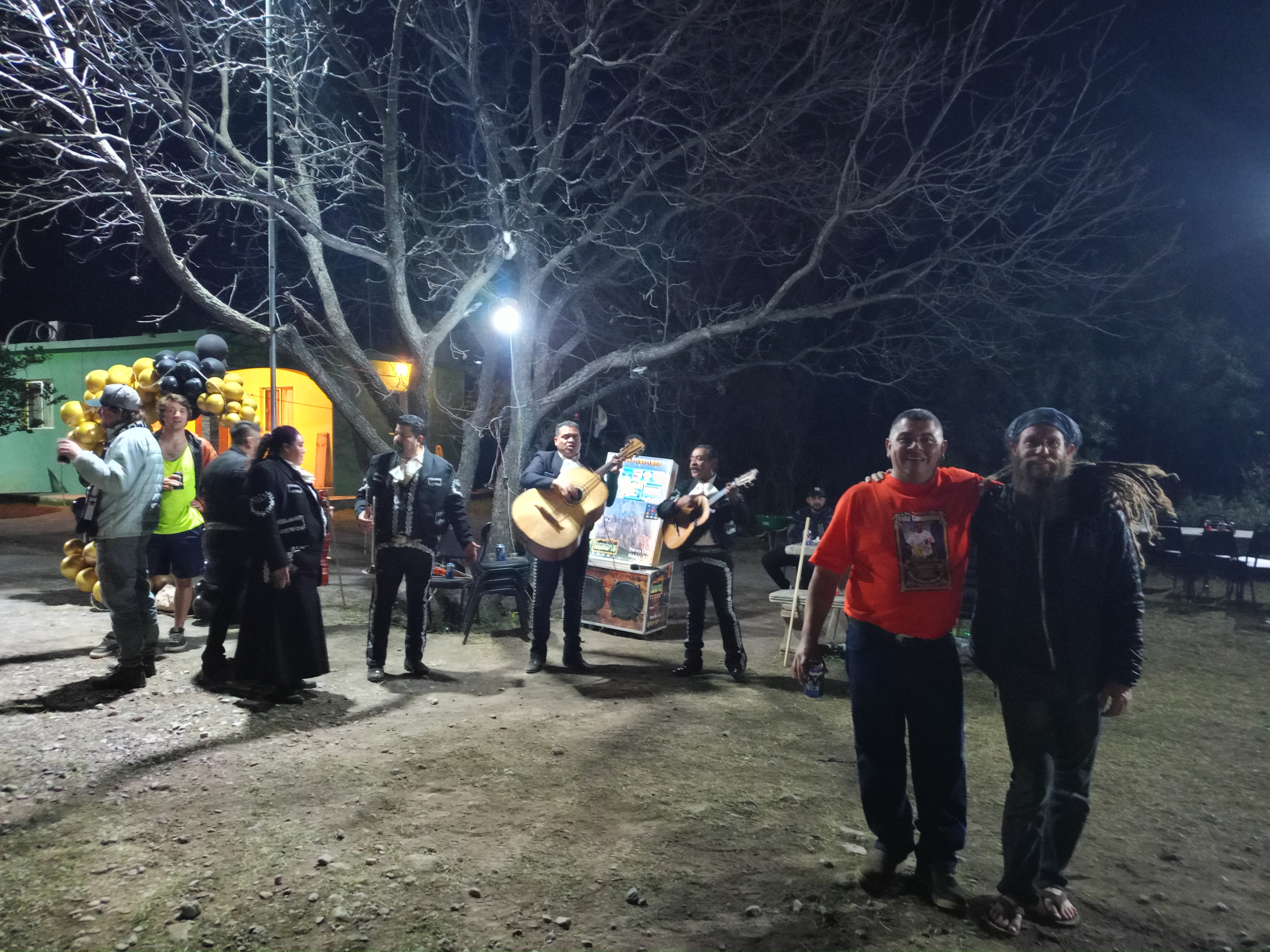 Leo's tacos grill image 4