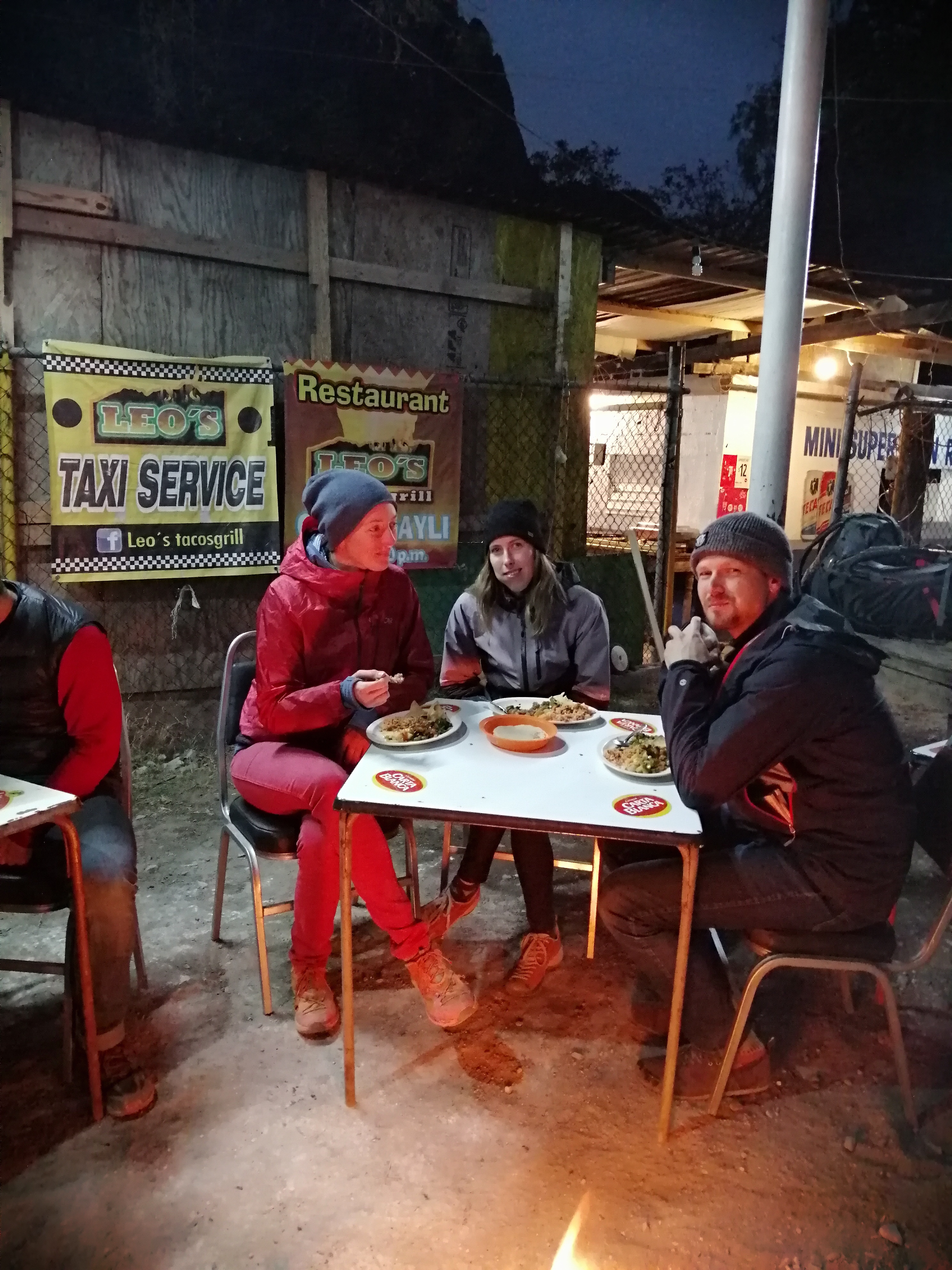 Leo's tacos grill image 7