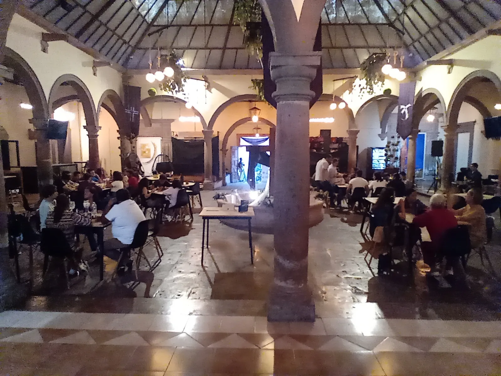 NEW ORLEANS RESTAURANT BAR image 4