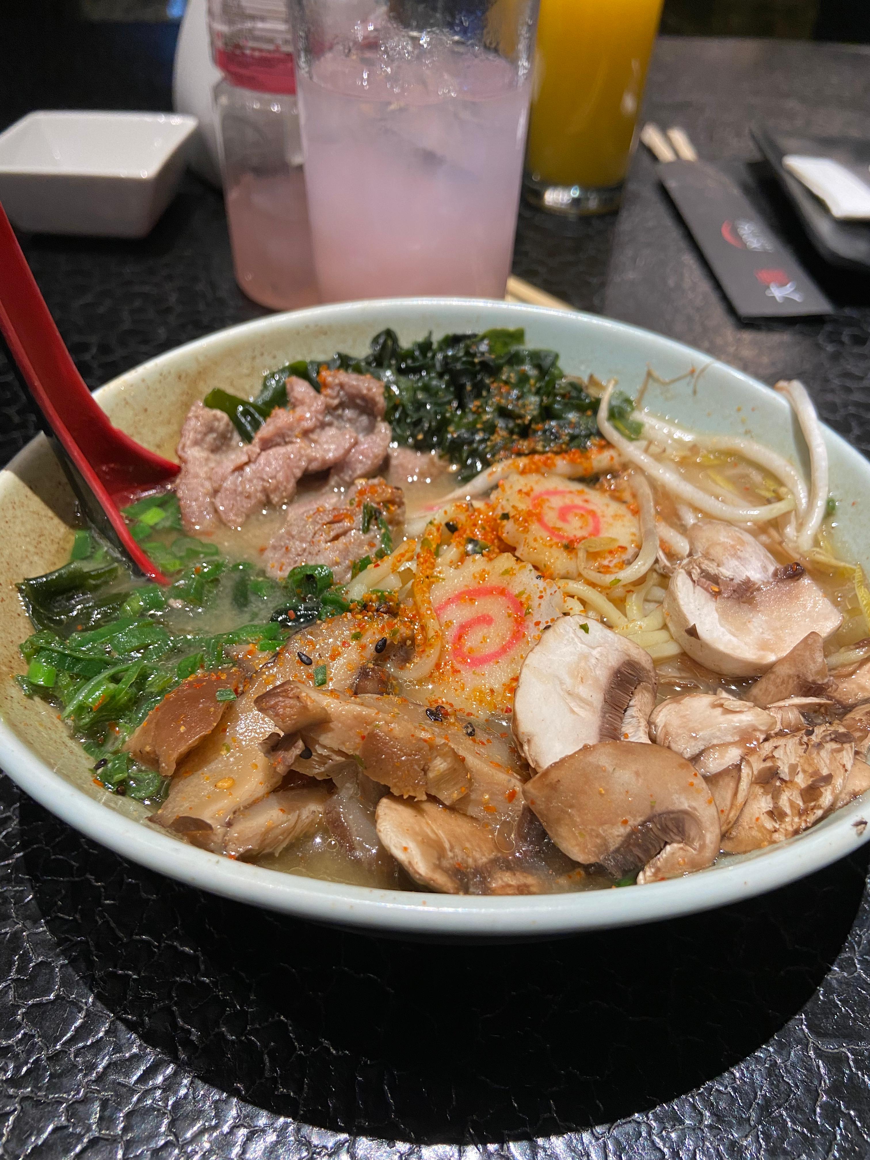 Domu Sushi Bar Xalapa image 5