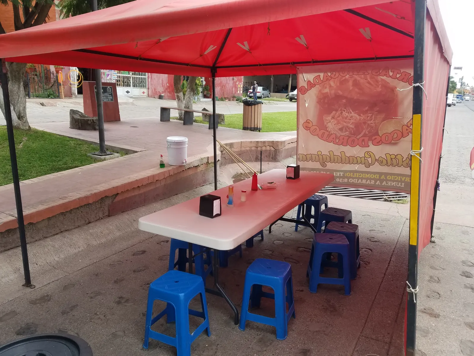Tortas Ahogadas Estilo Guadalajara image 6