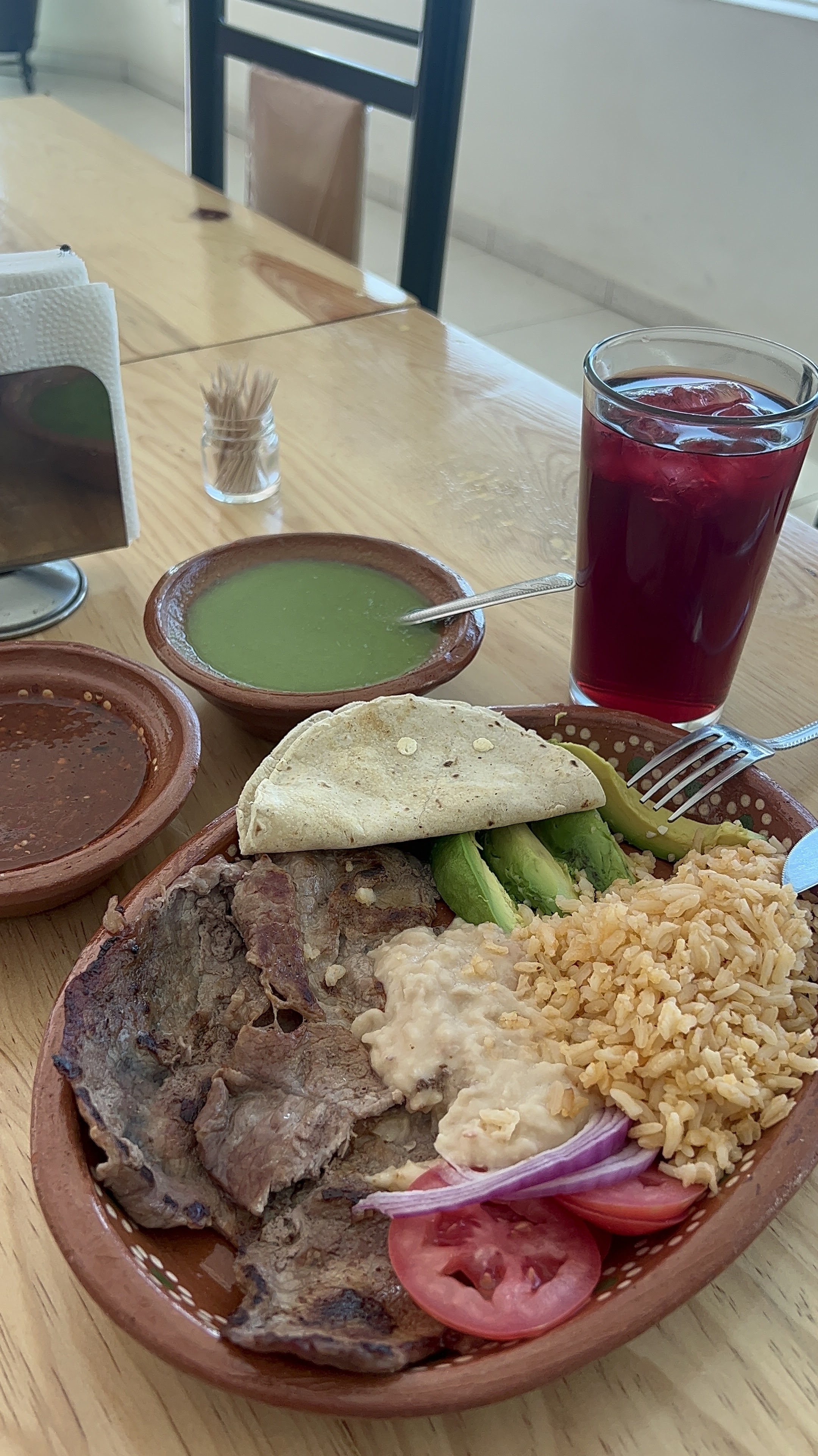 PETER Restaurant image 2