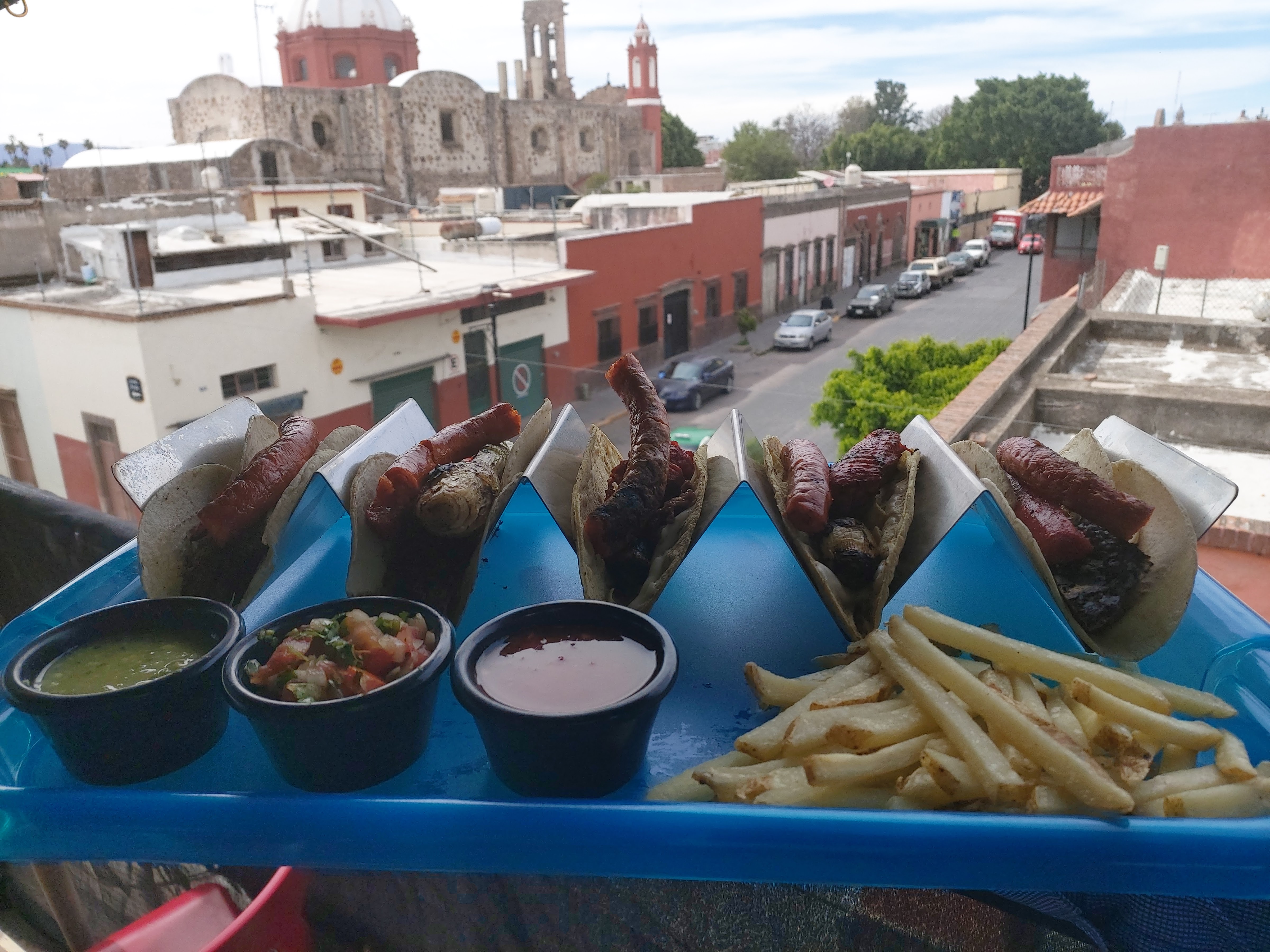 Chilo's Restaurant Bar image 3