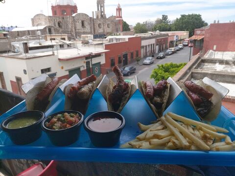 Chilo's Restaurant Bar image 3