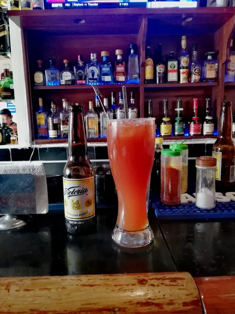 Chilo's Restaurant Bar image 6
