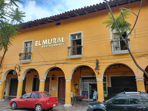 El Mural image 8