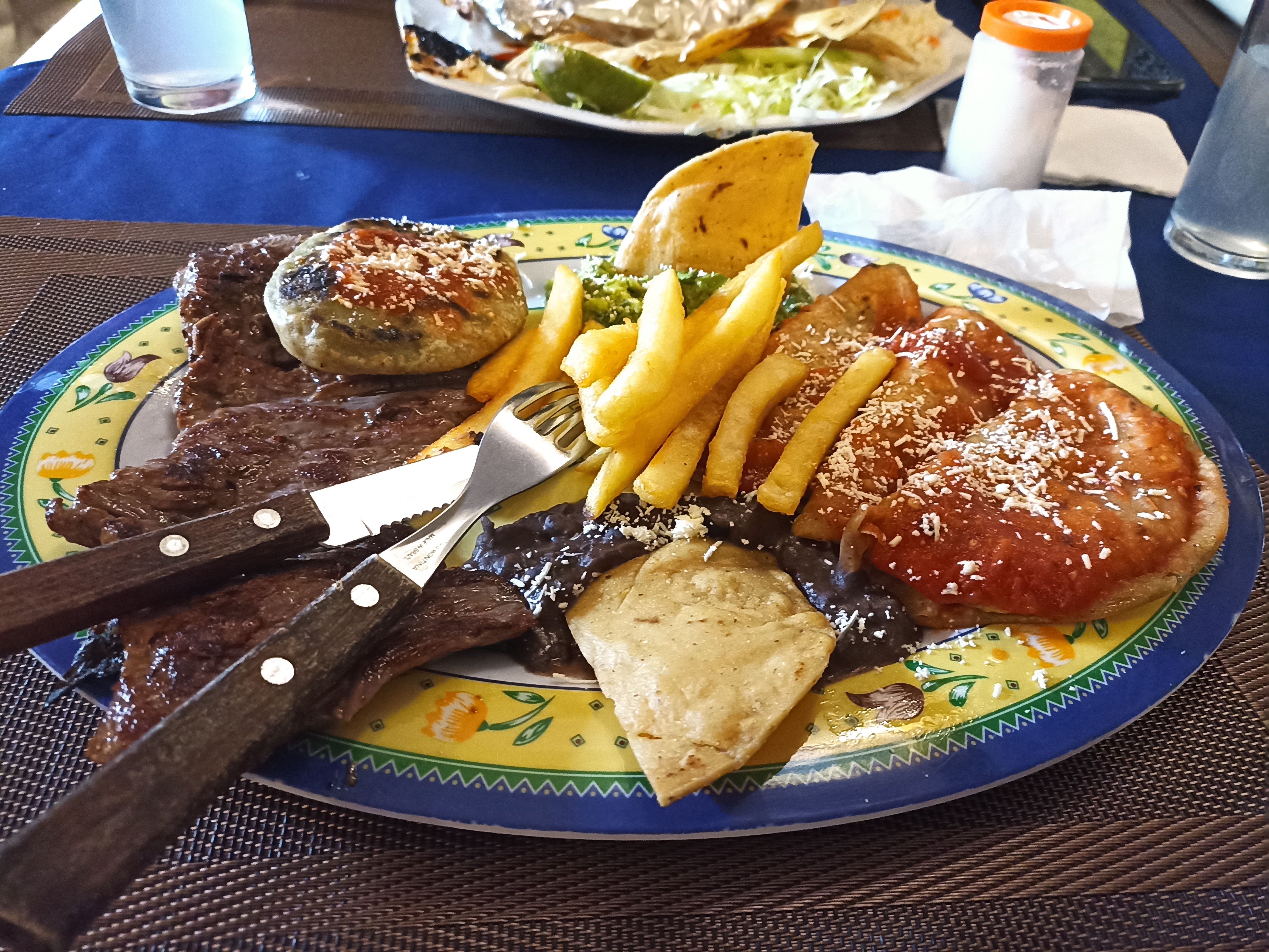 Restaurante Bar el Zarzo image 2