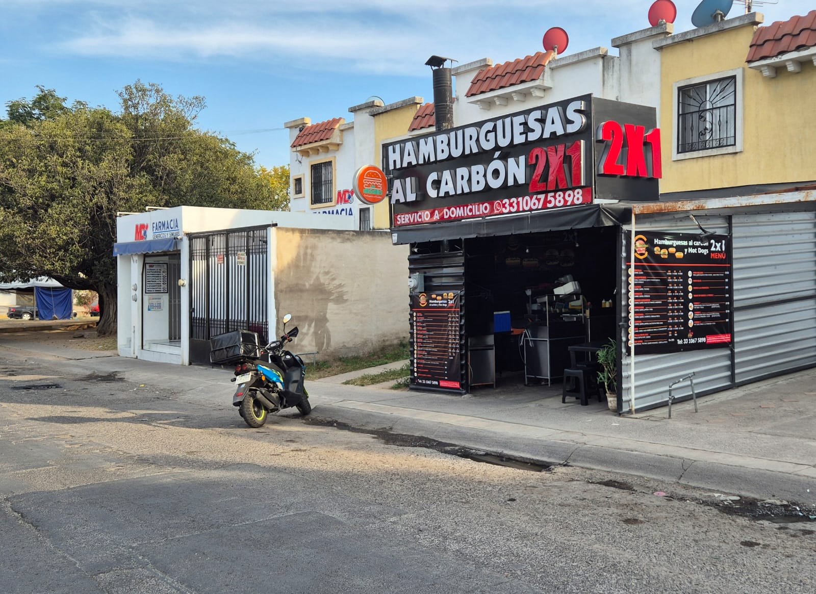 Hamburguesas al Carbón - Las Mismas image 1