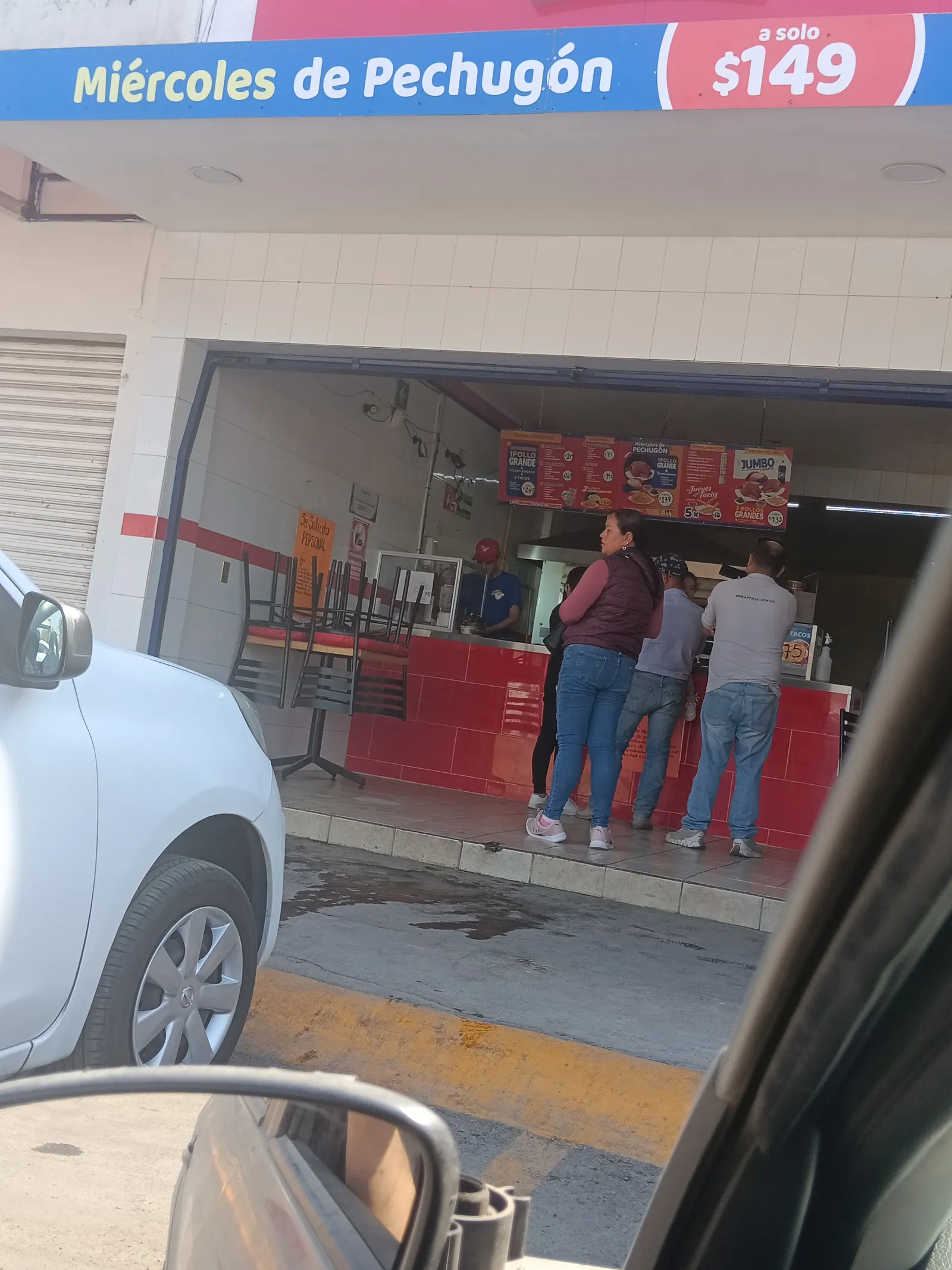 ROSTICERIA EL PECHUGON image 1