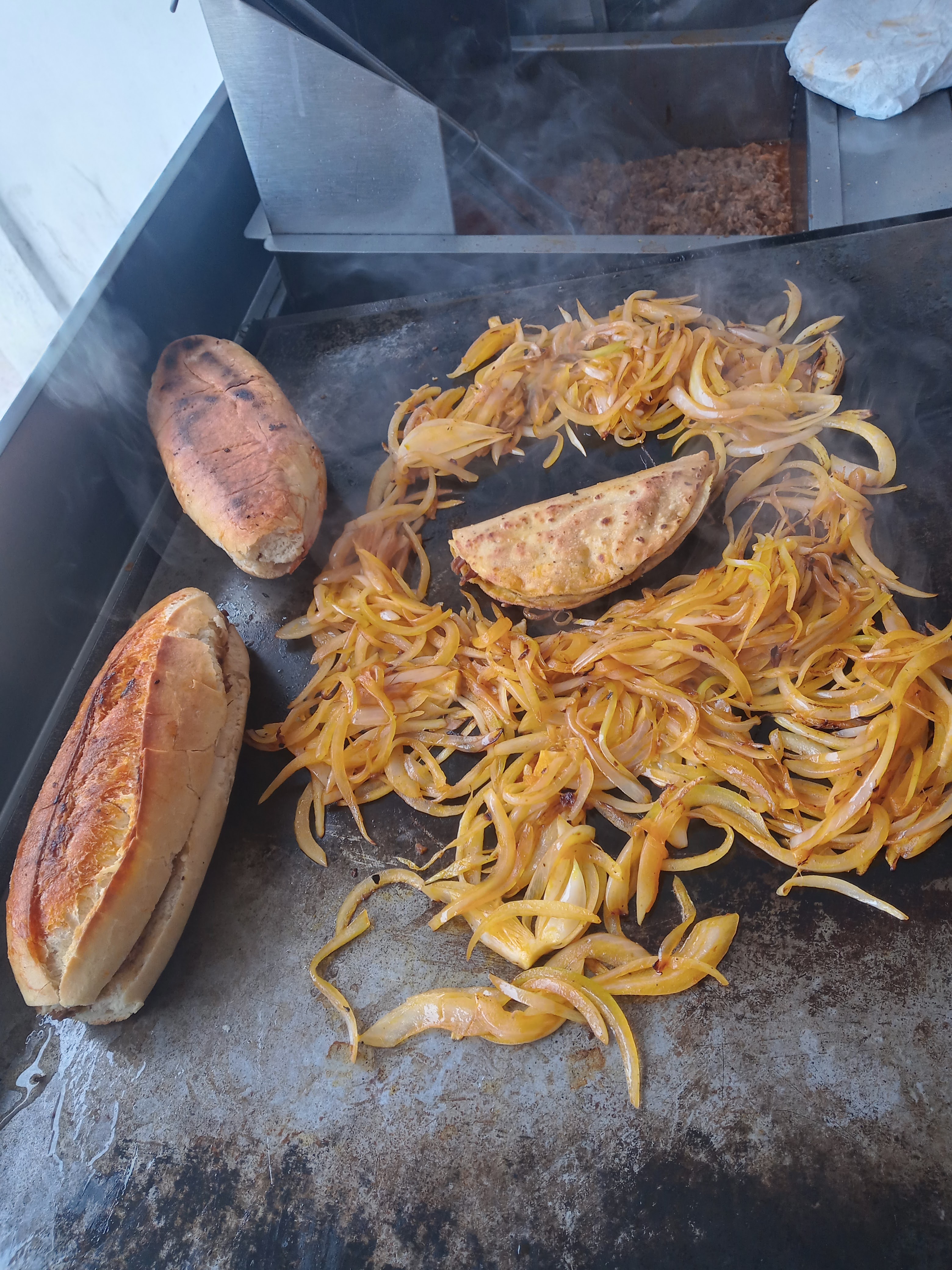 Tacos de barbacoa "El Chilly" image 1