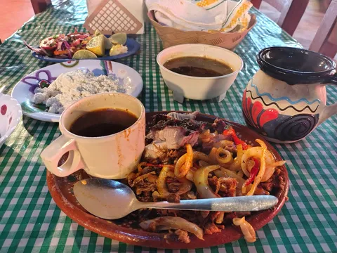 La Sierra Restaurant image 3