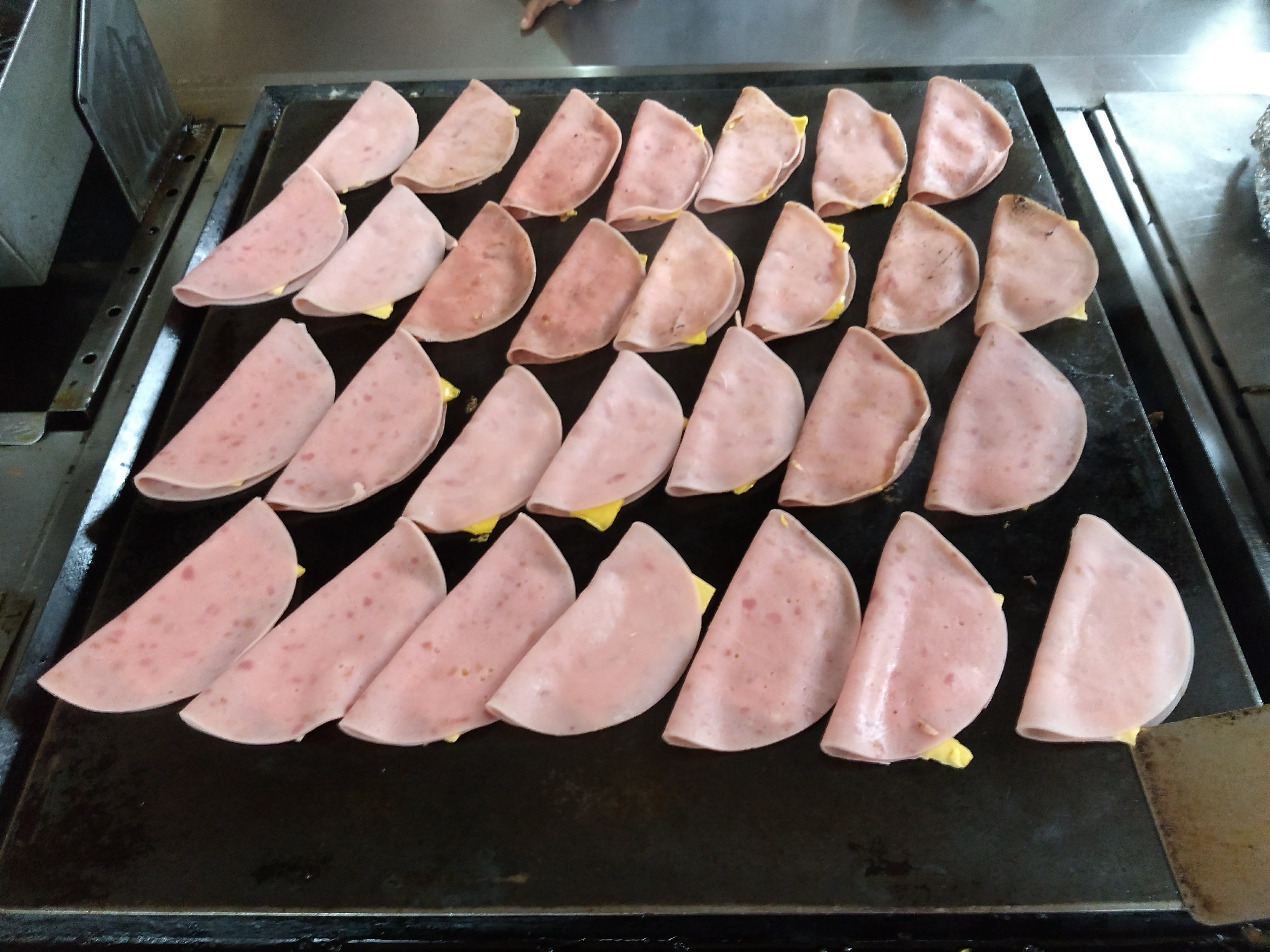 Hamburguesas Y Dogos Chivopinto image 2