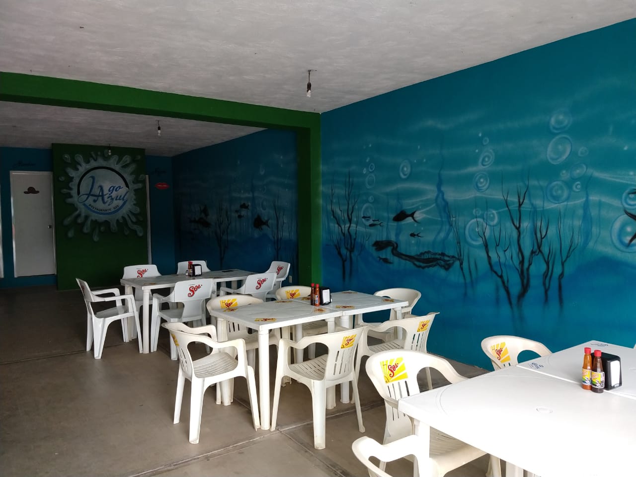 Lago Azul Restaurante Bar image 1