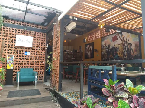 Maya Bay Restaurant image 4