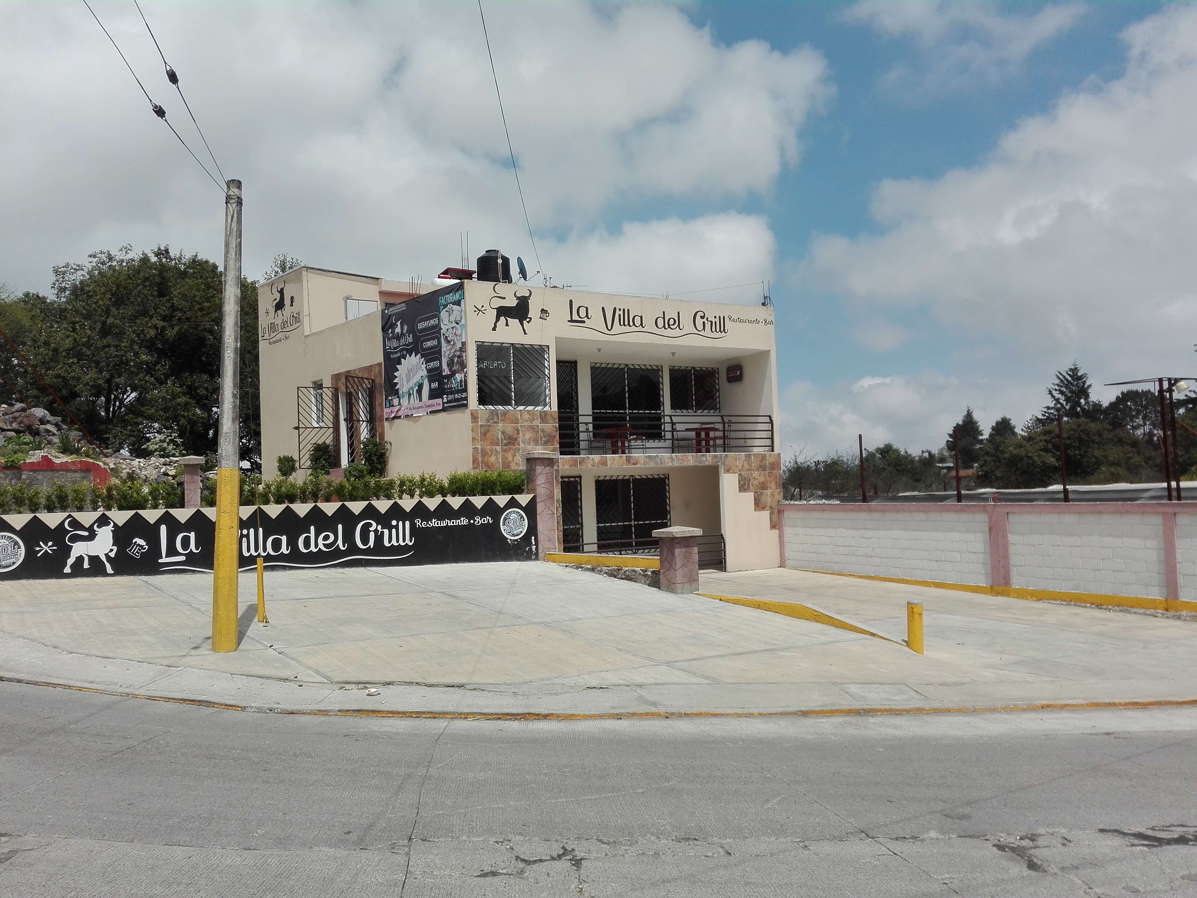 La Villa del Grill image 4
