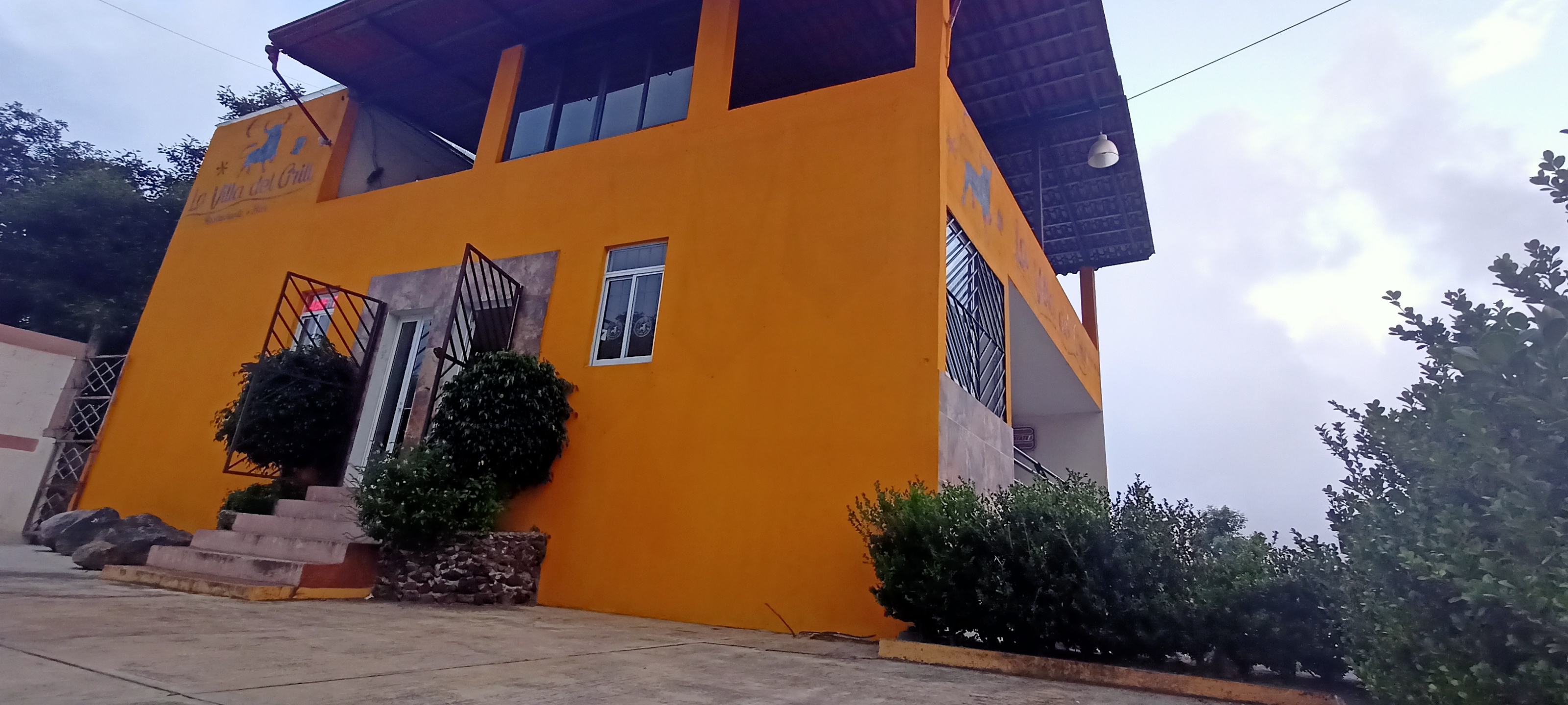 La Villa del Grill image 10