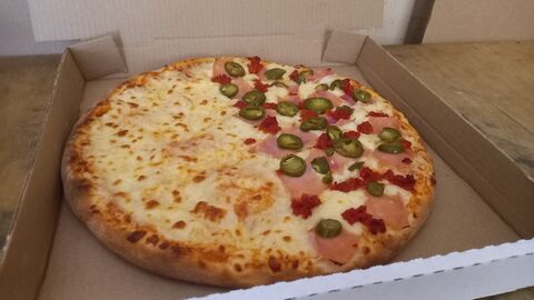 Luigi's Pizza image 1