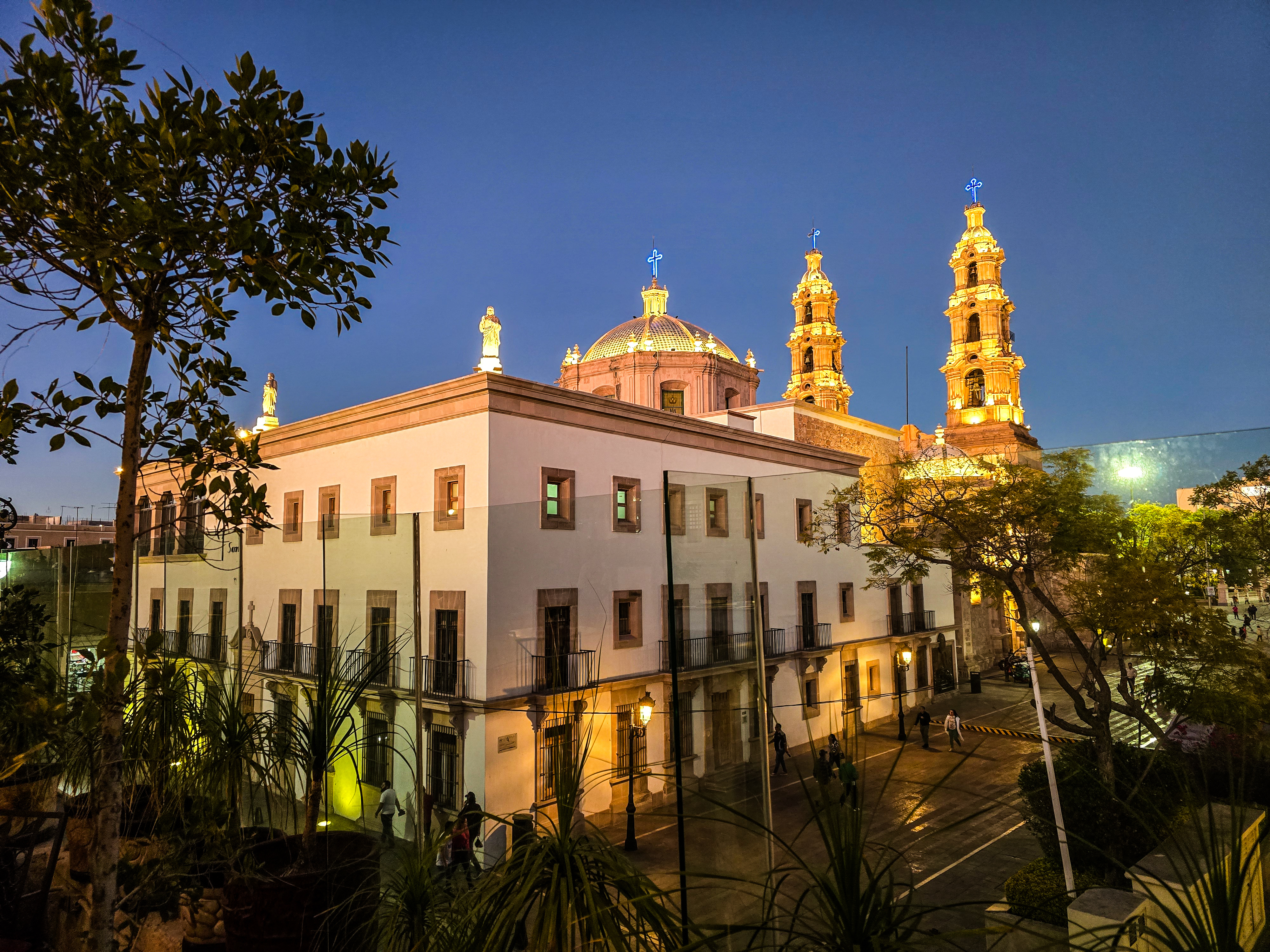 CAZONA CORZO Restaurante Bar image 3