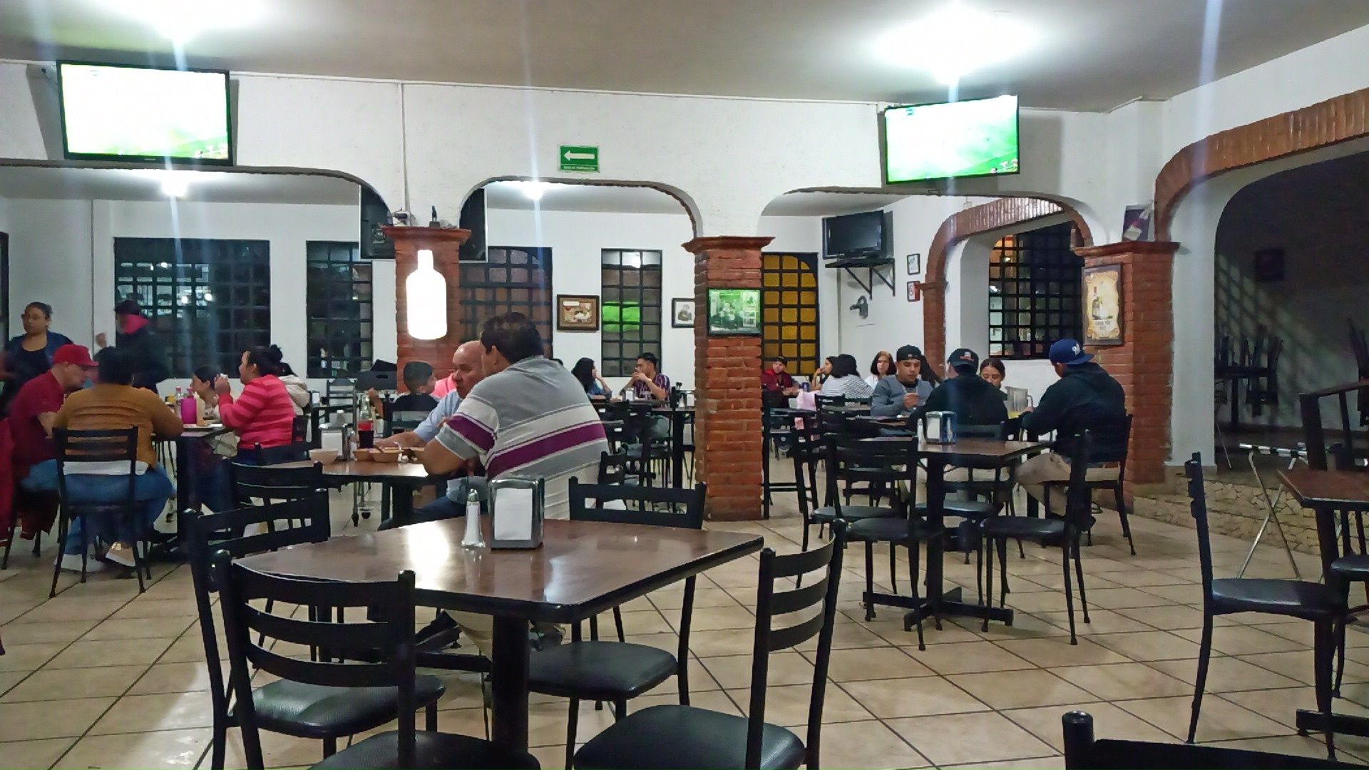 LOS REYES DEL TACO RT image 5