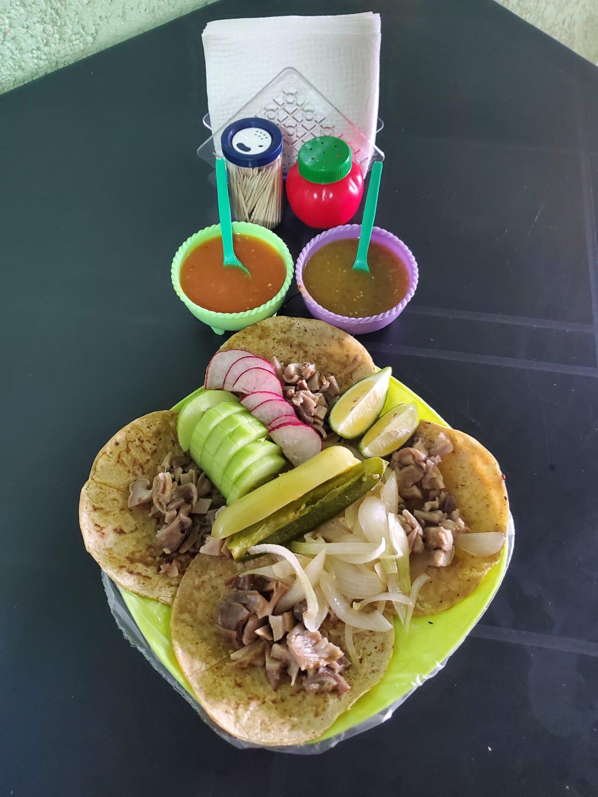 Taqueria Los Dos Carnales image 1