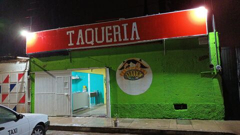 Taqueria Los Dos Carnales image 3
