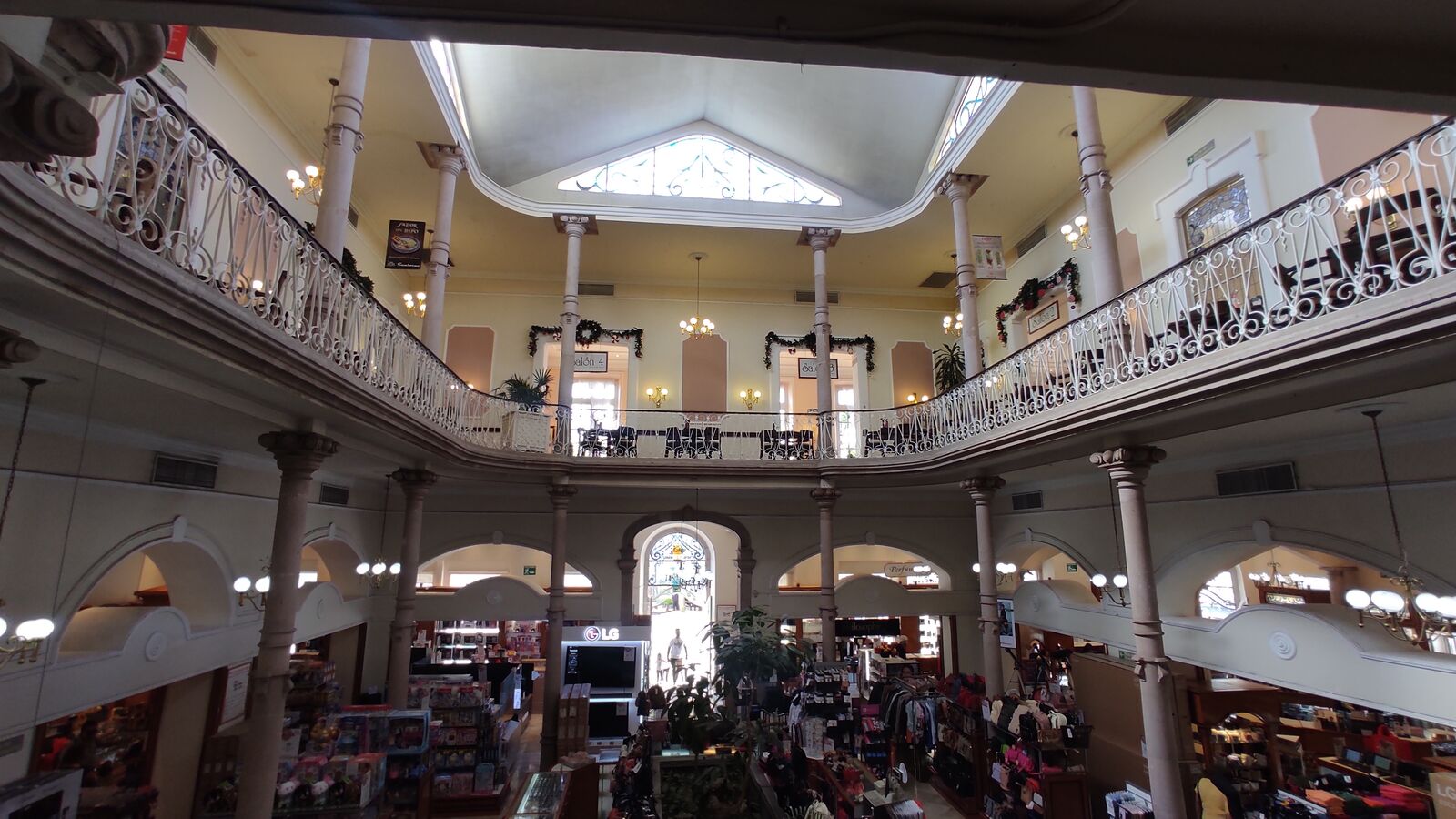 Sanborns image 3