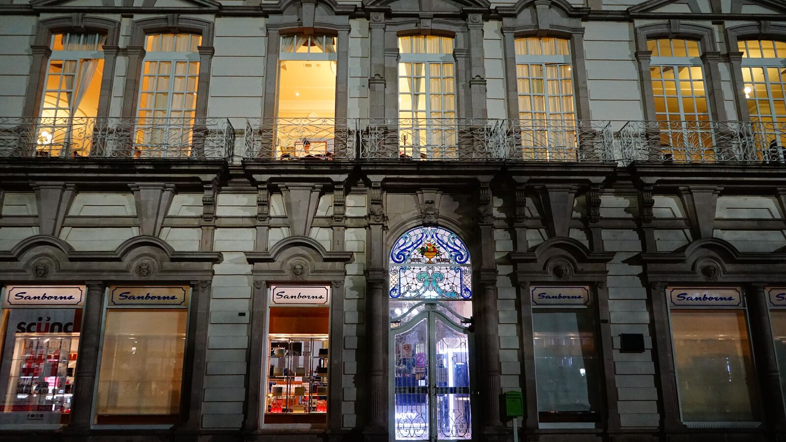 Sanborns image 10
