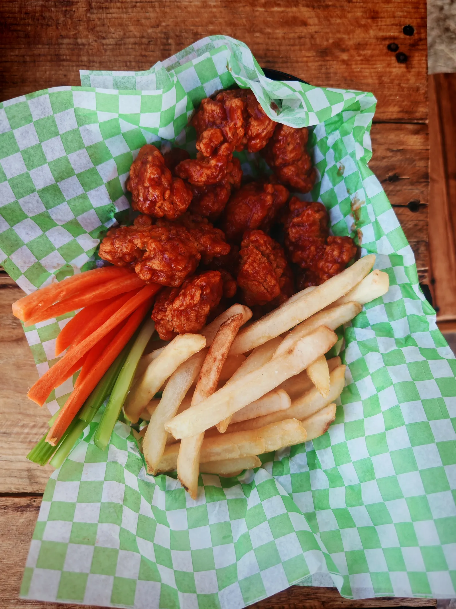 Alitas y Hamburguesas Wingo´s image 3