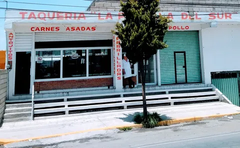 Taqueria la parrilla del sur image 6