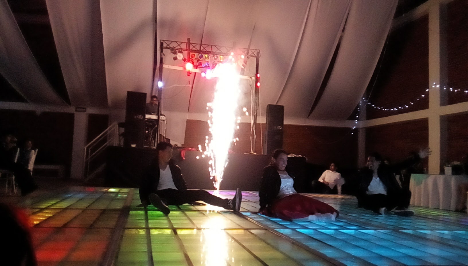 Salón de eventos multiples image 3