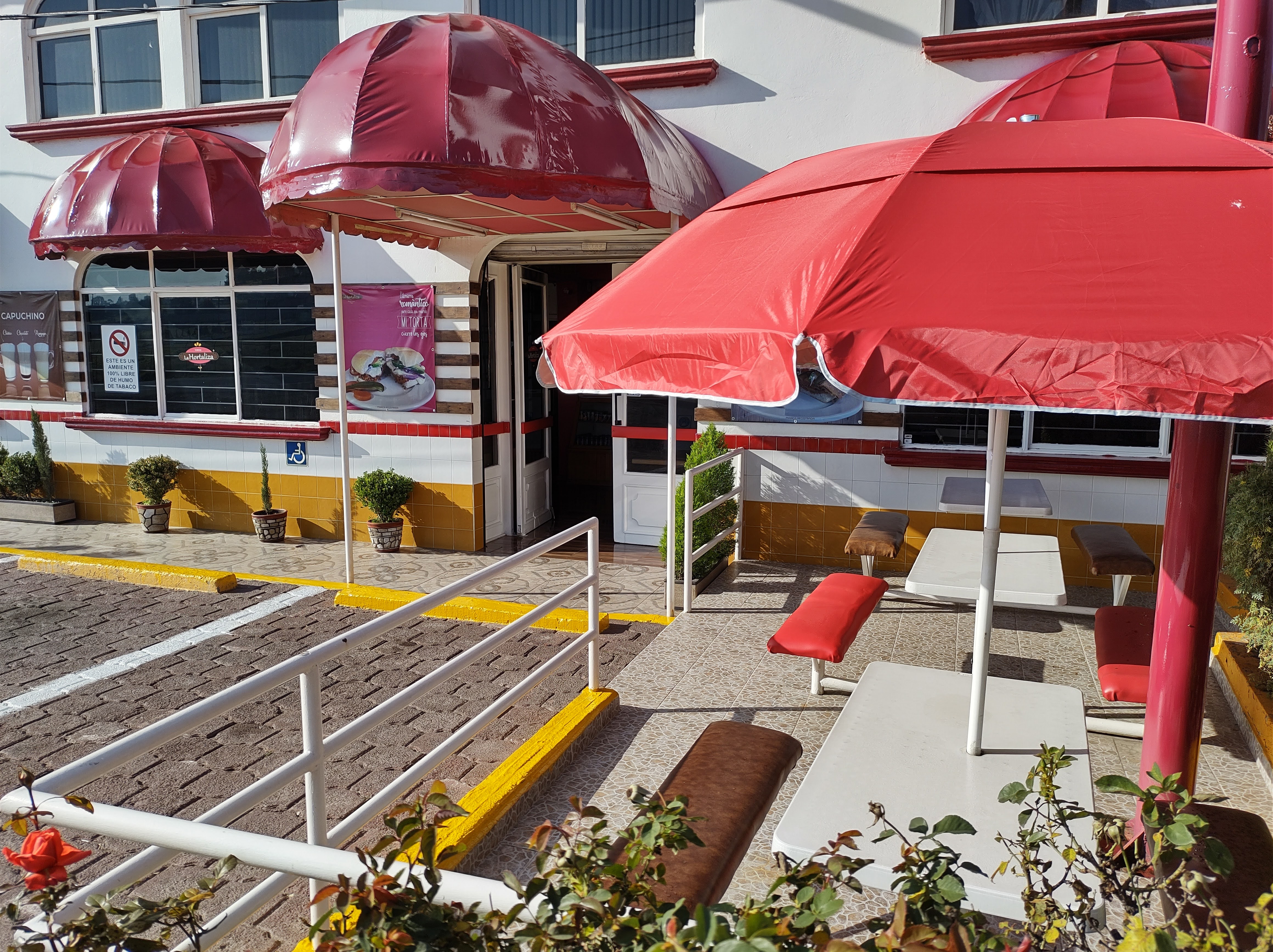 Tortas La Hortaliza image 3