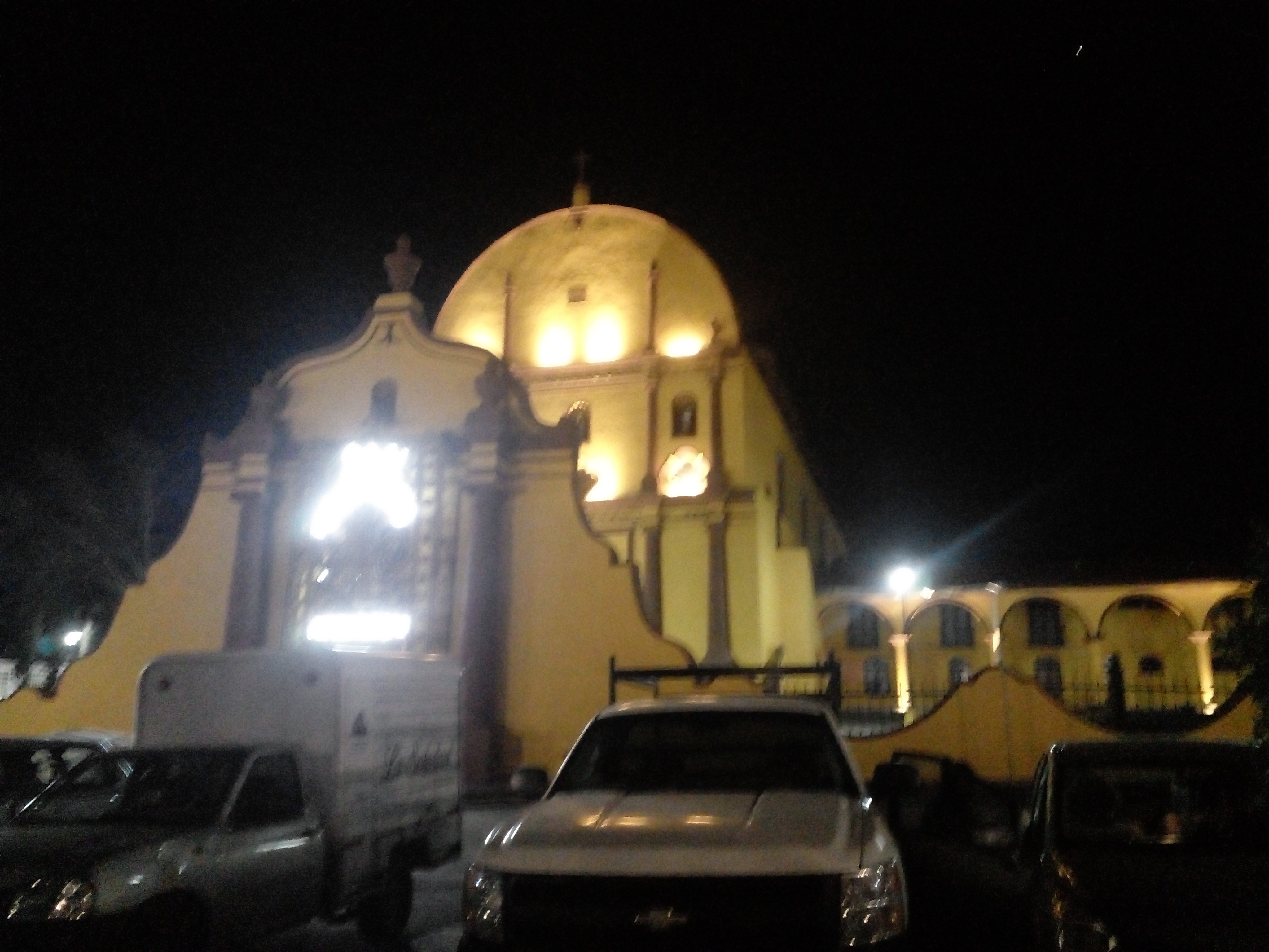 Tostadas y Antojitos"Del Centro" image 3