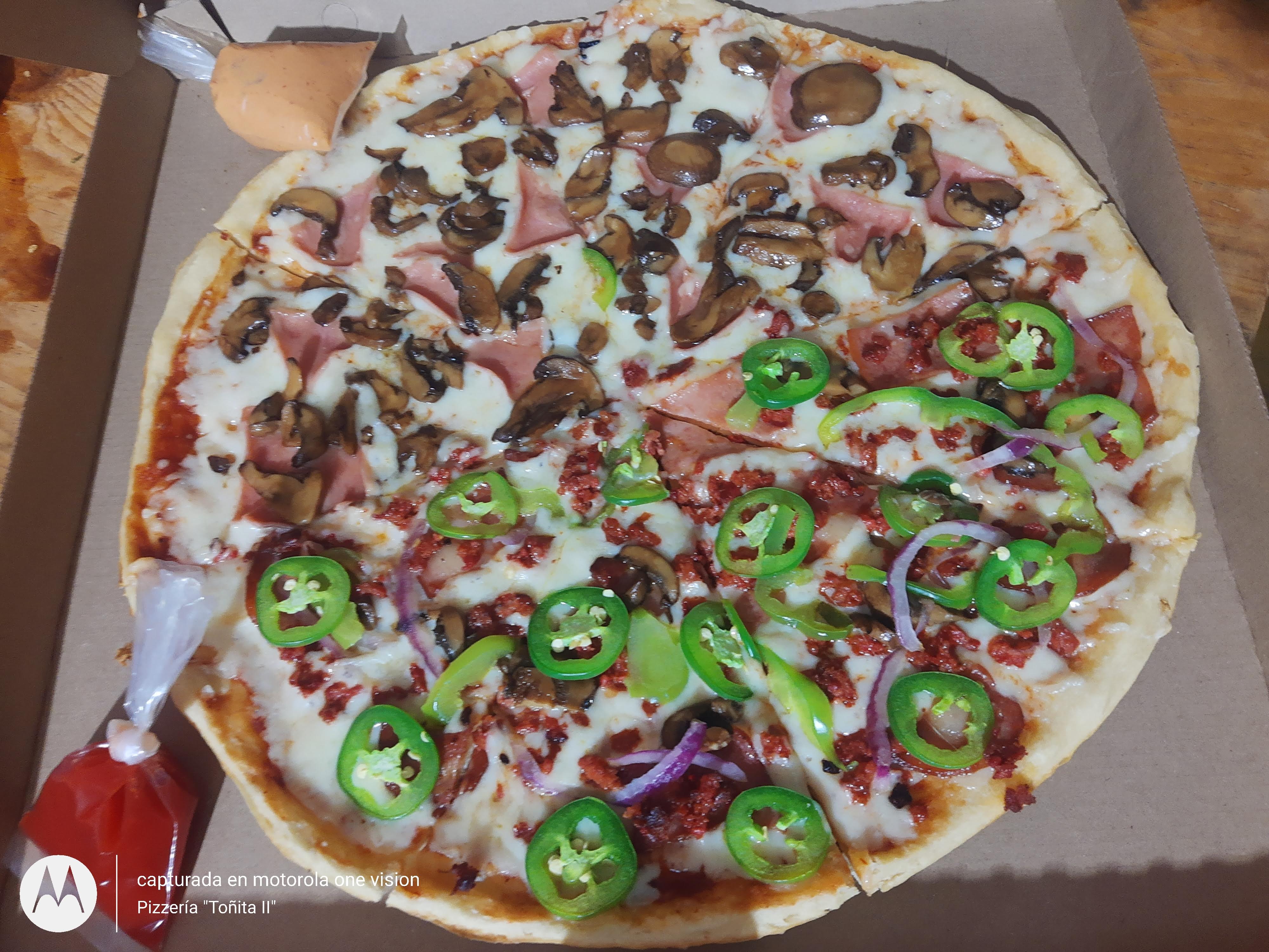 Pizzería "toñitaII" image 4