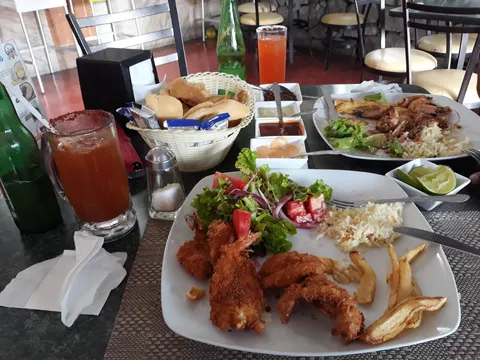 El Huesito image 2