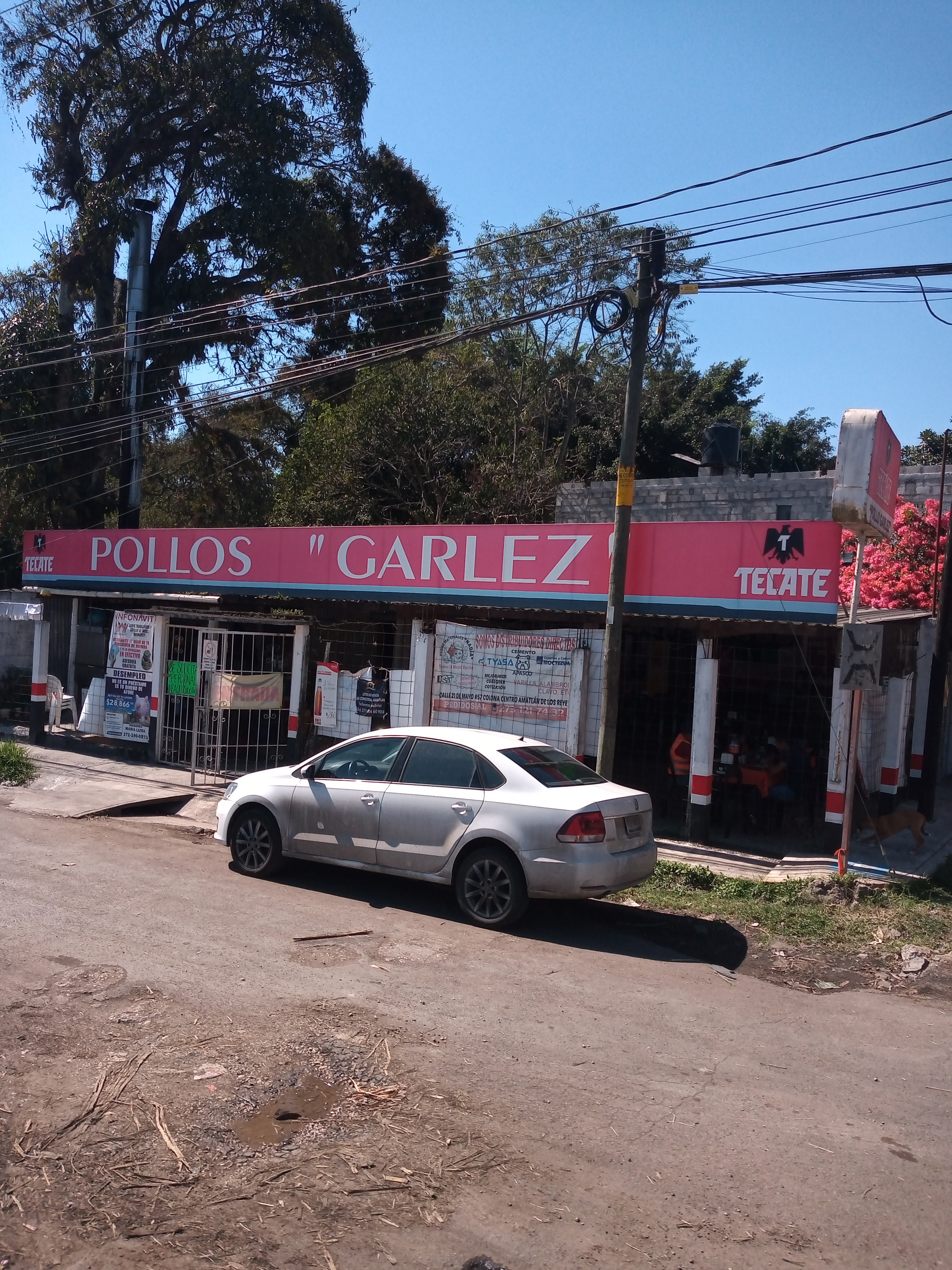Pollos Garlez image 4