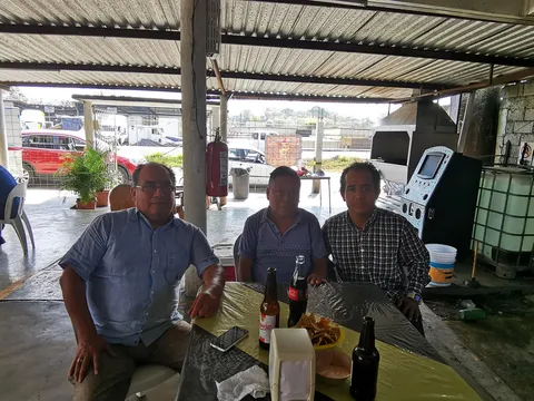 Pollos Garlez image 8