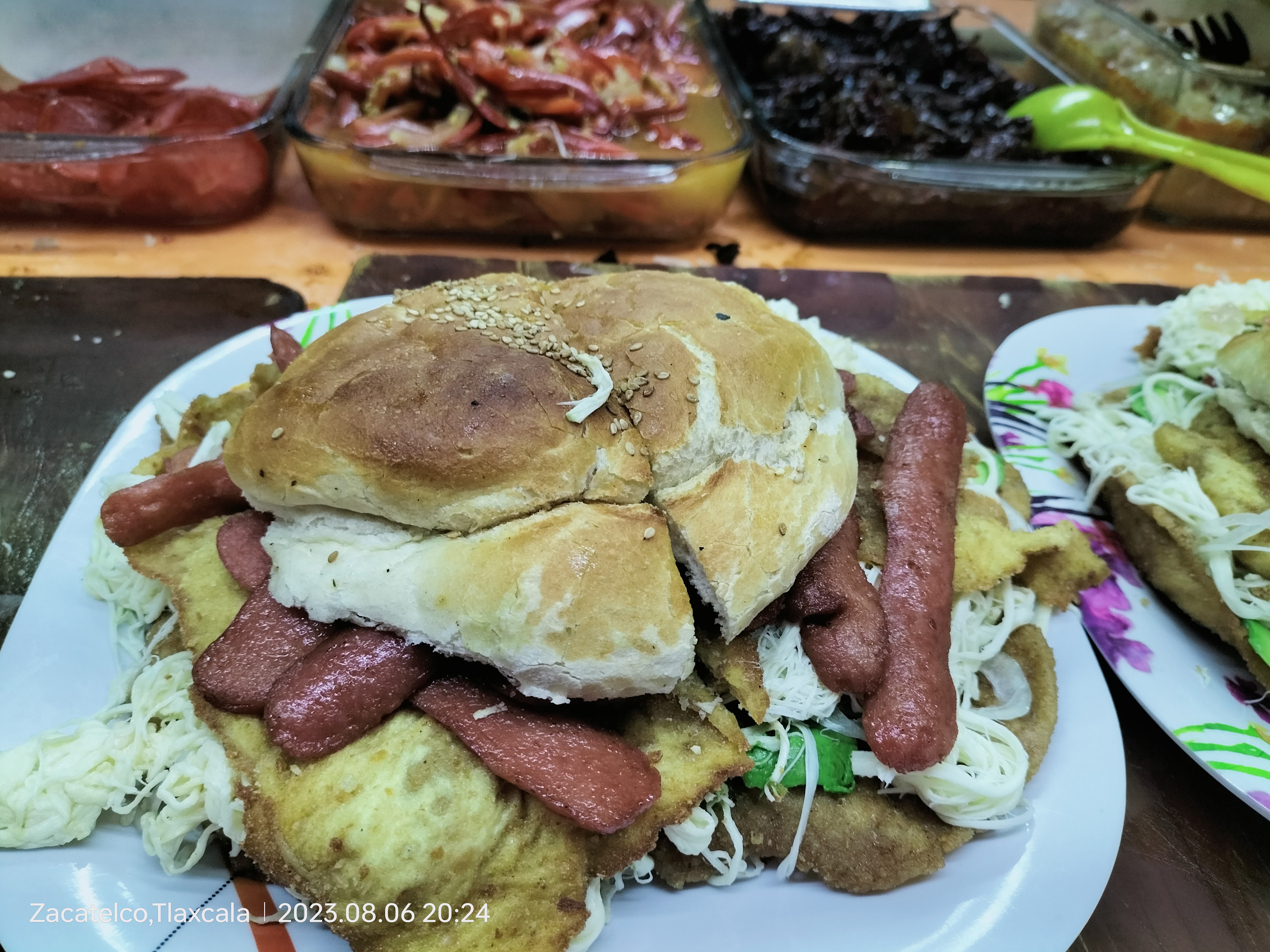 Cemitas Santa Ines Junior image 3